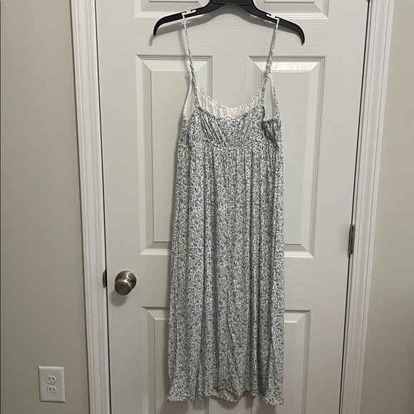 No Boundaries Shirred Midi Dress - Picture 4 of 7